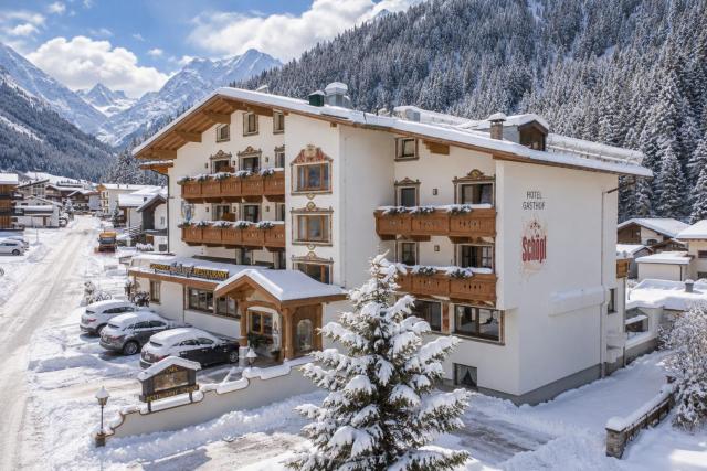 Hotel Schöpf - Mountain Hideaway