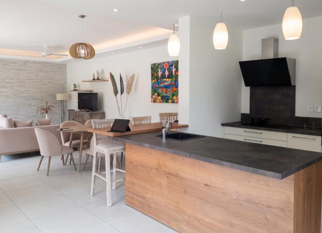 Elegant Villa in Pereybere, Grand Baie + Pool