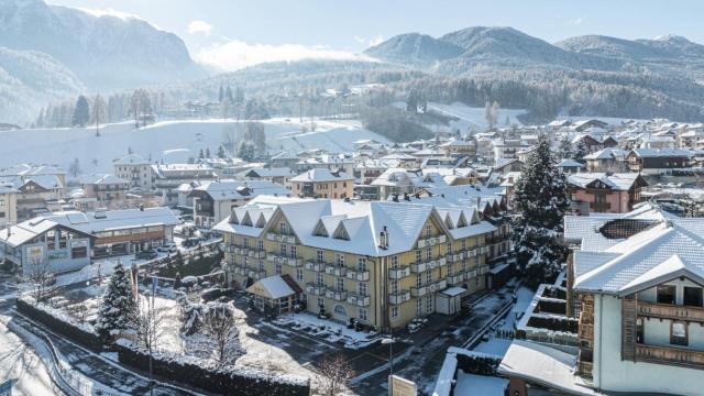 Alpholiday Dolomiti Wellness & Family Hotel