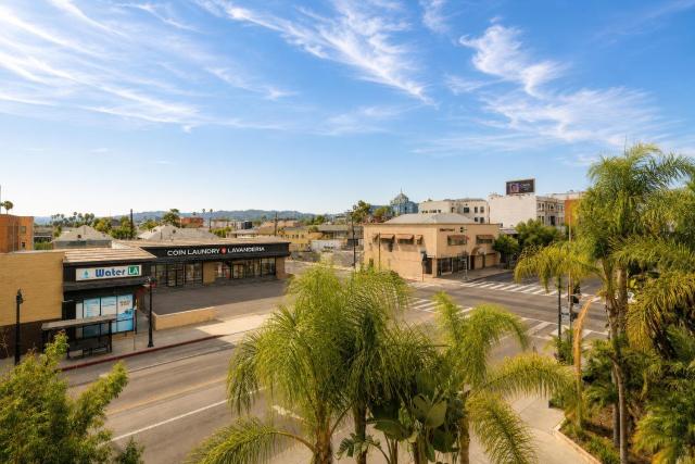 Hollywood Hotel