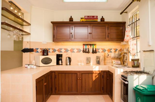 Spacious apartment in Pereybere, 100 m² with shared pool