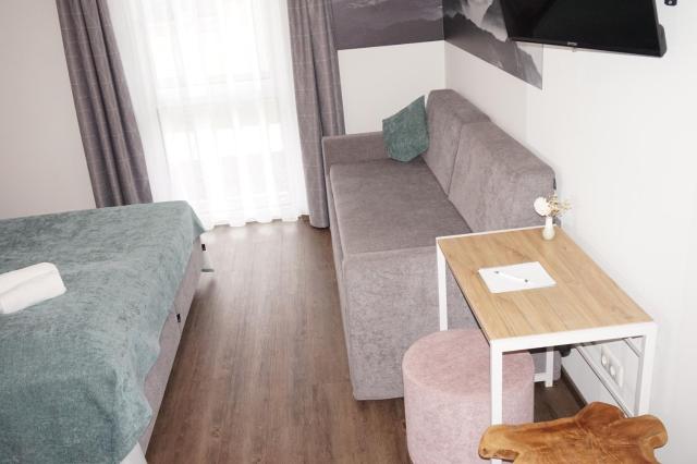 Hotel & Appartements Nice Garni - klimatisiert AC- NĂ€he Legoland GĂŒnzburg - Familienfreundlich
