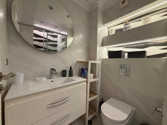 The Cabin Cozy 2BD Home in Central Burgas