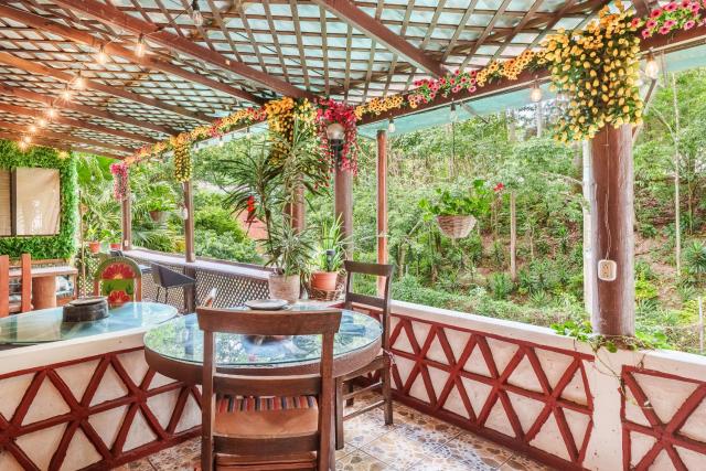 Eco Suites Uxlabil Guatemala