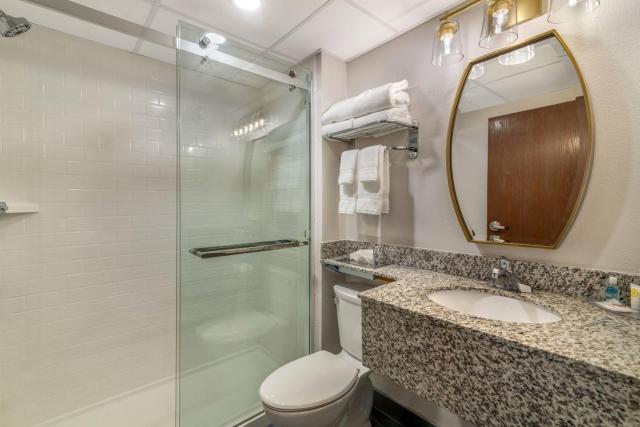 The Clocktower Hotel Latham - North Albany, an Ascend Collection Hotel