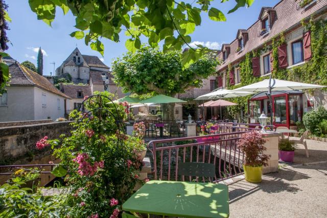 Logis Hotels - Auberge de l'Île - Hôtel 3 étoiles et Restaurant