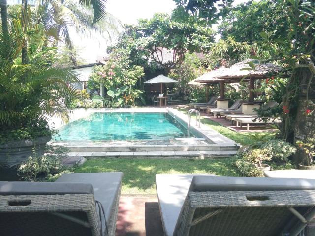 Gazebo Beach Hotel