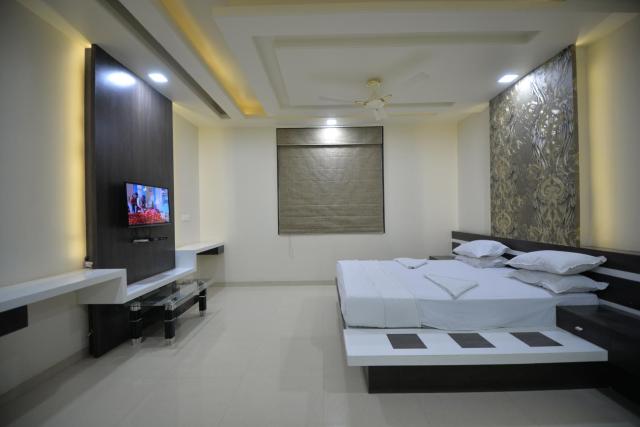 Hotel Radhe Krishna