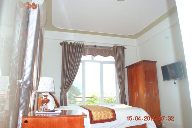 Paradise Hotel
