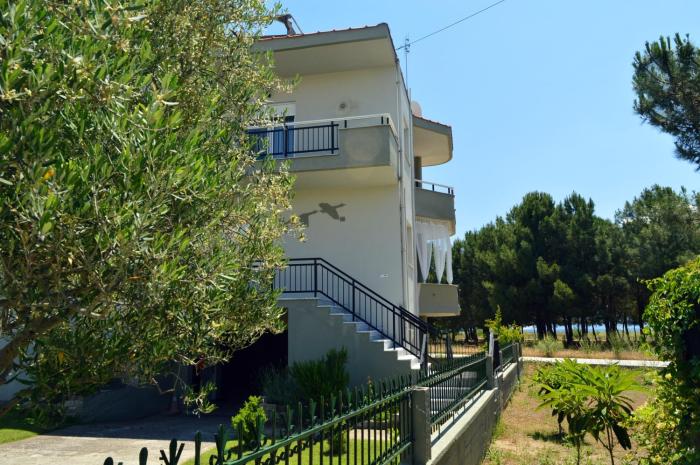 Politakis Apartment