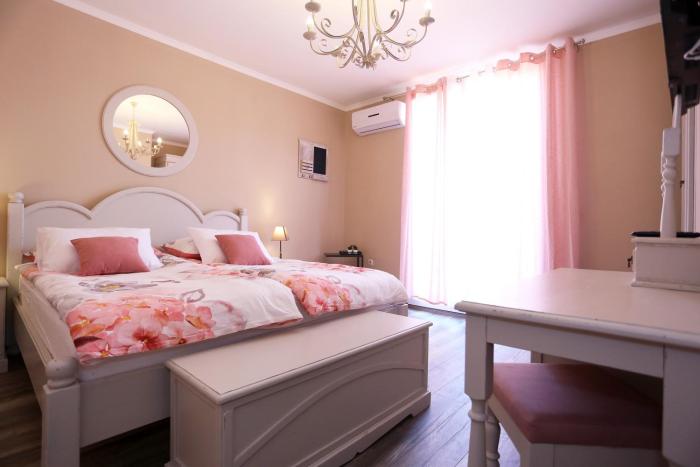 Shabby chic rooms