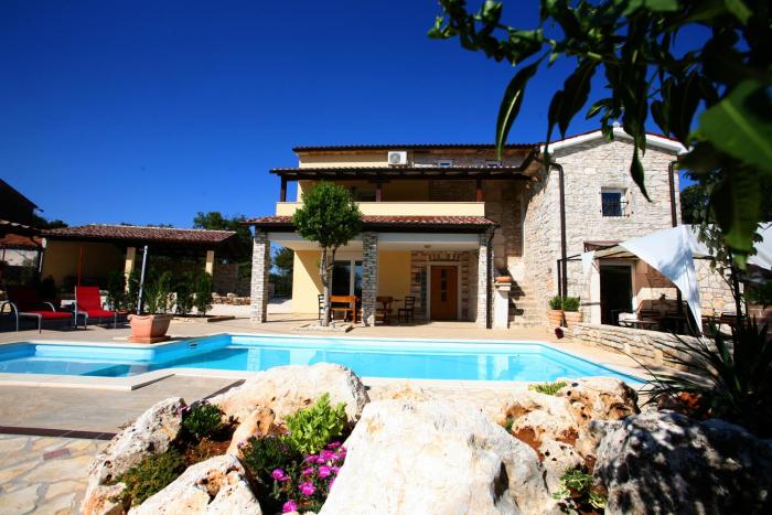 Villa Flores