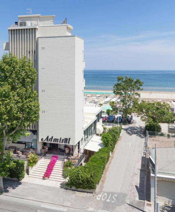 Hotel Admiral - on the beach