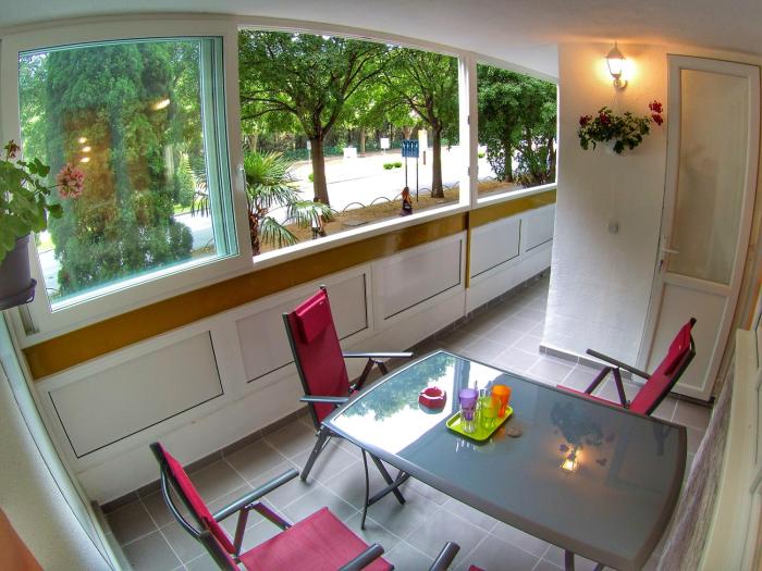 Apartment Suzana 2BR Split with balcony