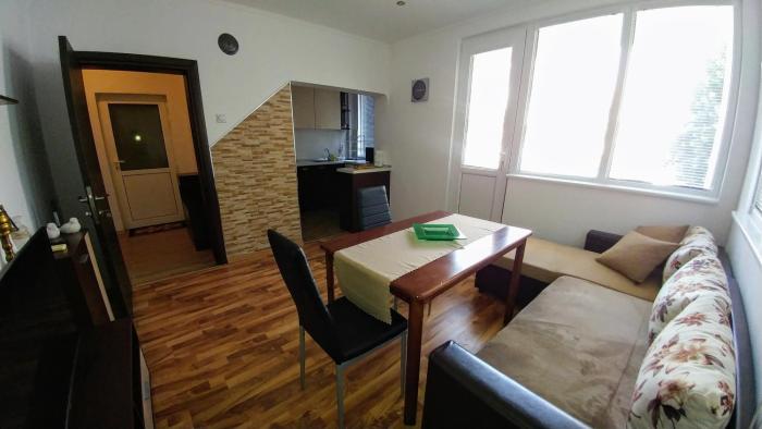 Single Apartment Elit