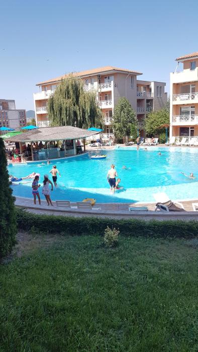 Veselina Apartment in Sunny Day 6