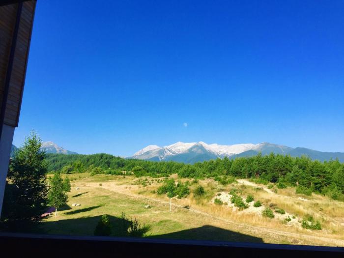 PM Mountain View Fireside Retreat Bansko