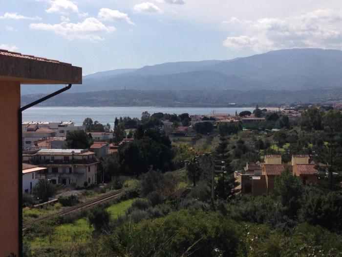 Residenza a 150 metri dalla scogliera di Pietragrande - Montauro