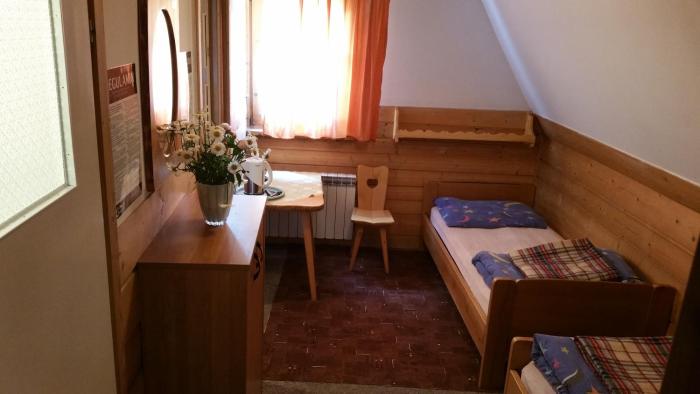 Pokoje Gościnne i Duży Domek Camp Harenda Zakopane z epickim widokiem na Tatry i Giewont