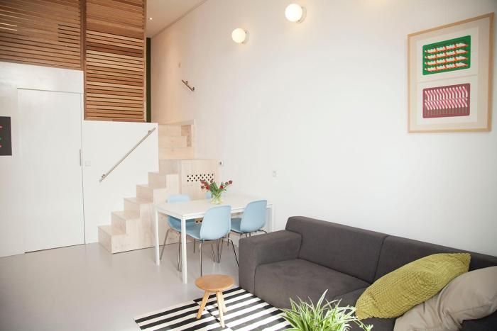 hip & stylish apartment in center, near trainstation, 15 min walk