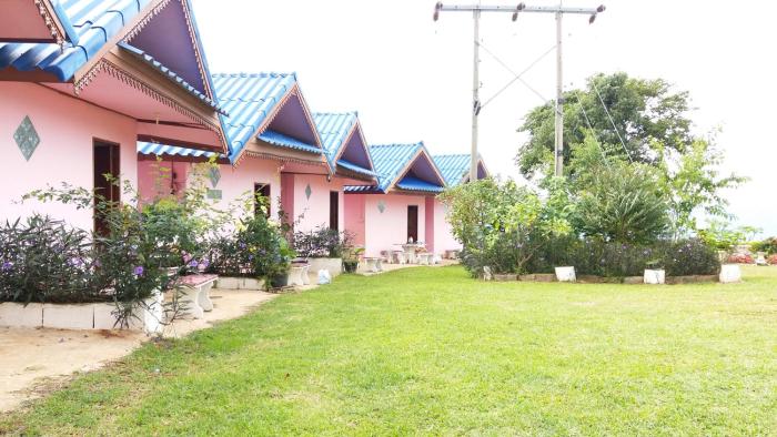 Banphakphuchifah Resort