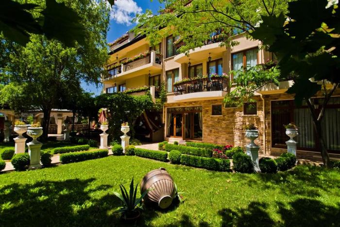 Family Hotel Gold Pearl