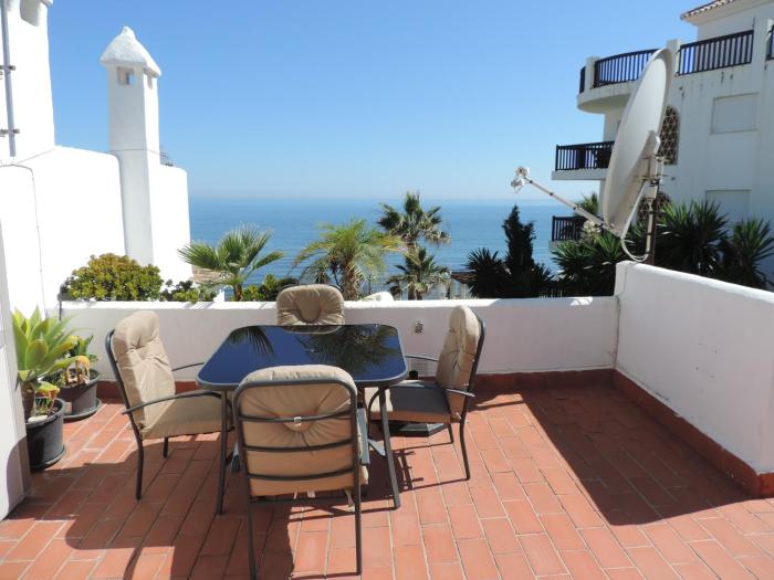 Apartment Sun of Andalucia in first beach line with view on Africa