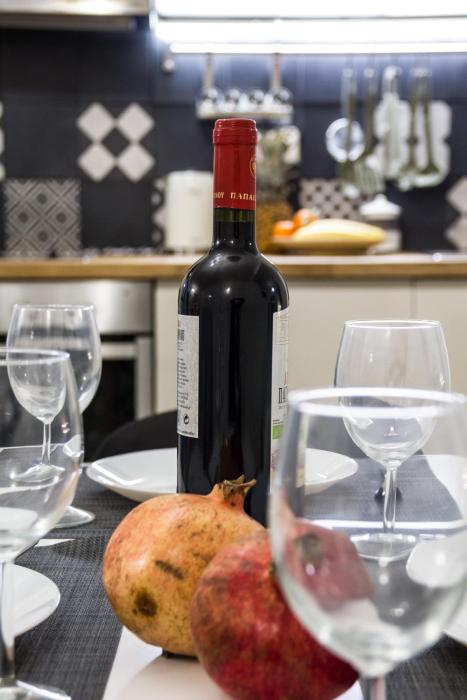 A Gift in the Heart of Monastiraki A