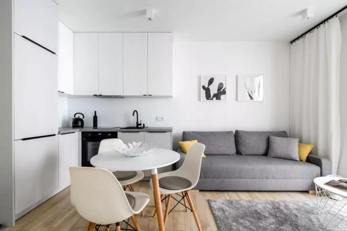 Kasprzaka 31A cozy studio by Homeprime
