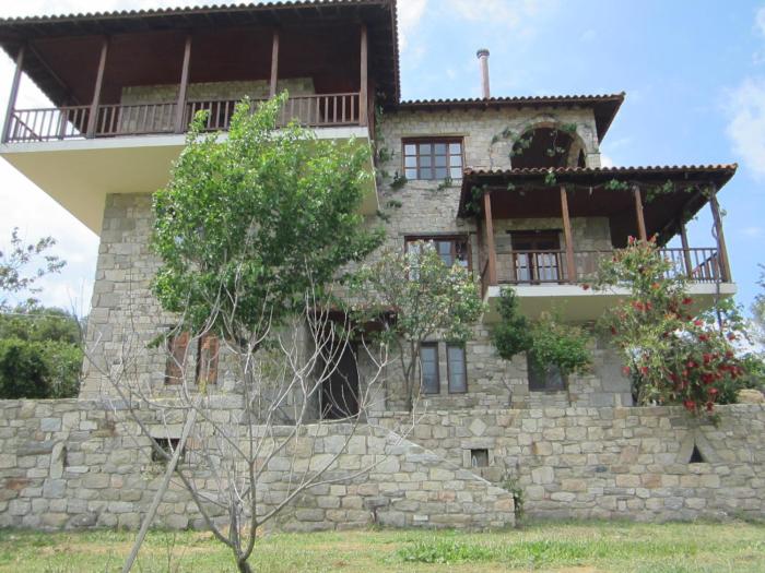 Τhanassis house