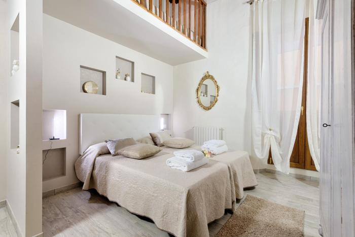 Santa Croce Cathedral by Mmega