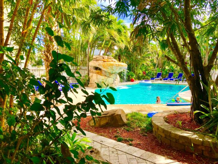 Riverside by the Beach Apartments