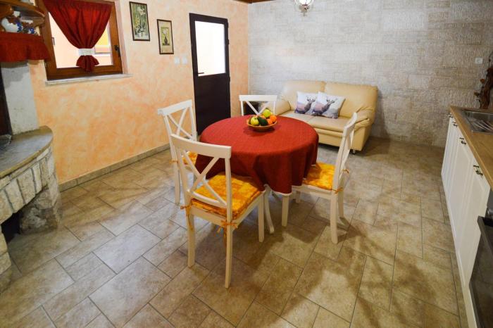 Apartment in Veli Vrh