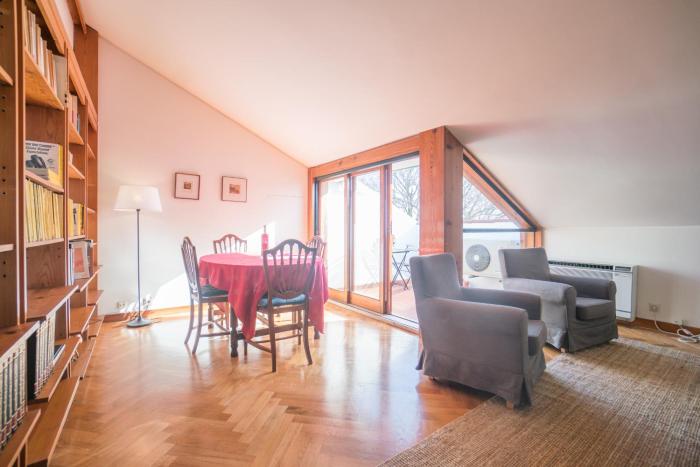 Amendoeiras terrace with river view