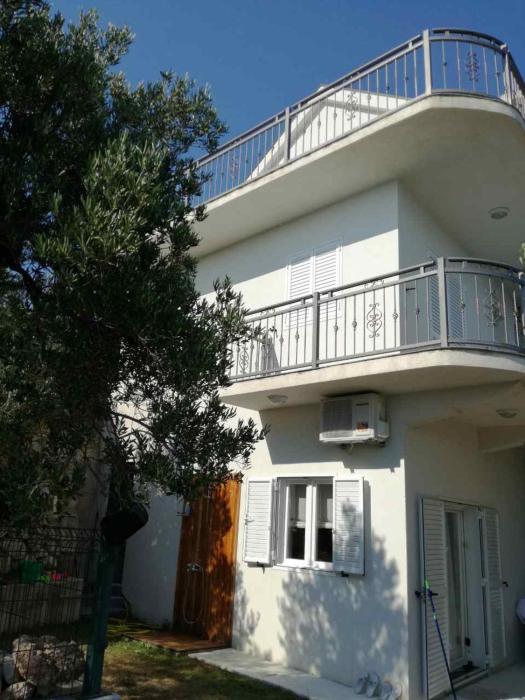 Holiday Home Mia