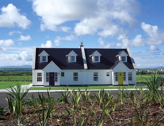 BallybHoliday Cottages by Trident Holiday Homes