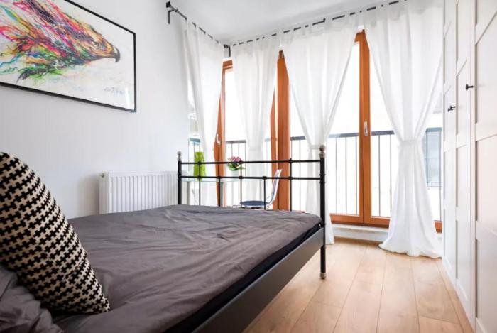 New Sunny Apartment up to 6 people