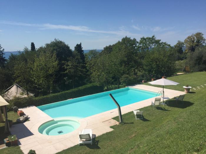 Garda Lake with private pool