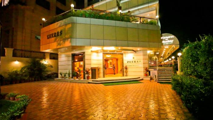Hotel Zeeras