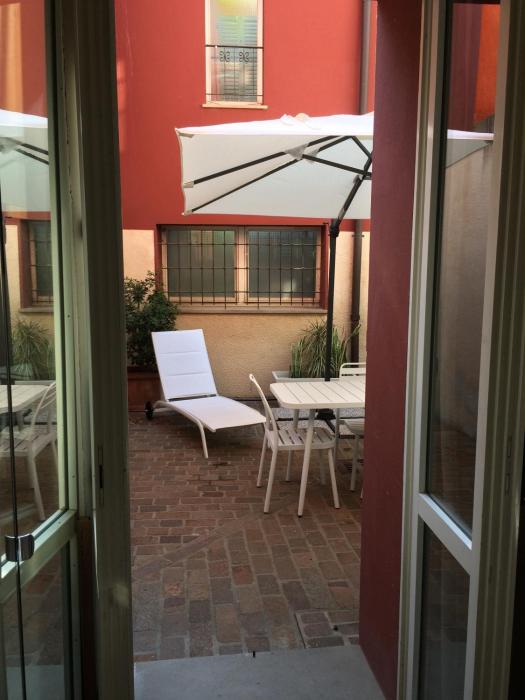 Via Braschi Sessantotto