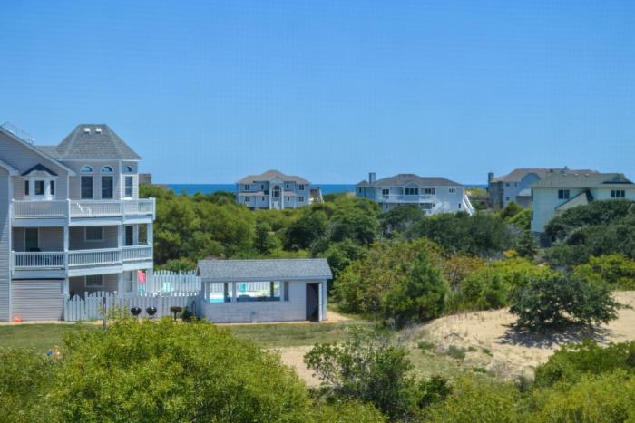 Windhaven - Corolla, Whalehead, Beach 400 Yds, Pool, Hot Tub, Tiki Bar, Pets OK, Flex Stays