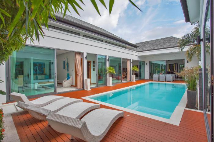 Gorgeous Luxury 3BR Pool Villa Atoosa near Naiharn