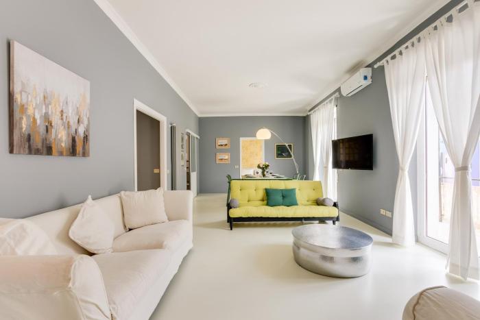 Rome As You Feel - Pellegrino Luxury Apartment with Balcony