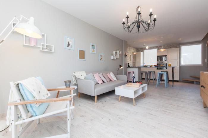 Cocooning 3 pièces duplex 3 étoiles calme centre ville à 5mn plages et Palais