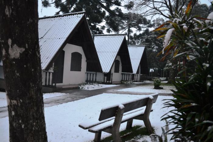 Hotel Pousada Dos Pinheiros