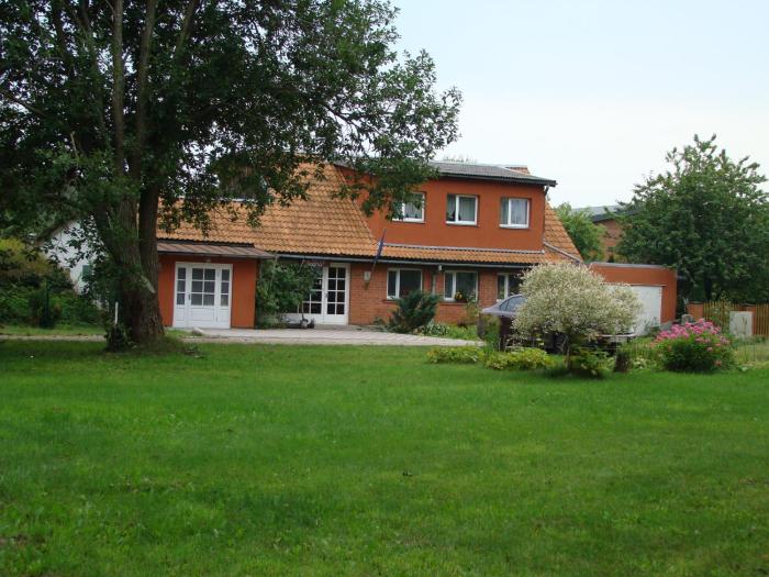 Dana Guest House