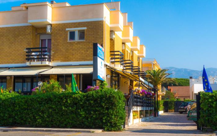 Piccolo Hotel