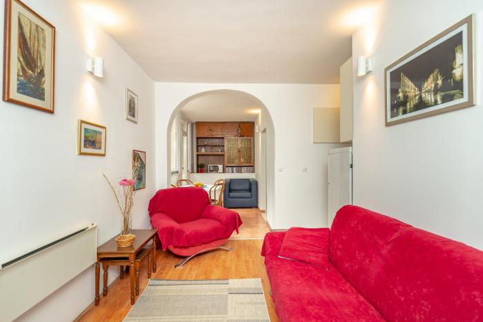 Apartment Relax – 1.4km from the Old town