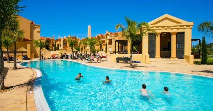 Luxury 3-bedroom apartment at high-end Praia da Luz