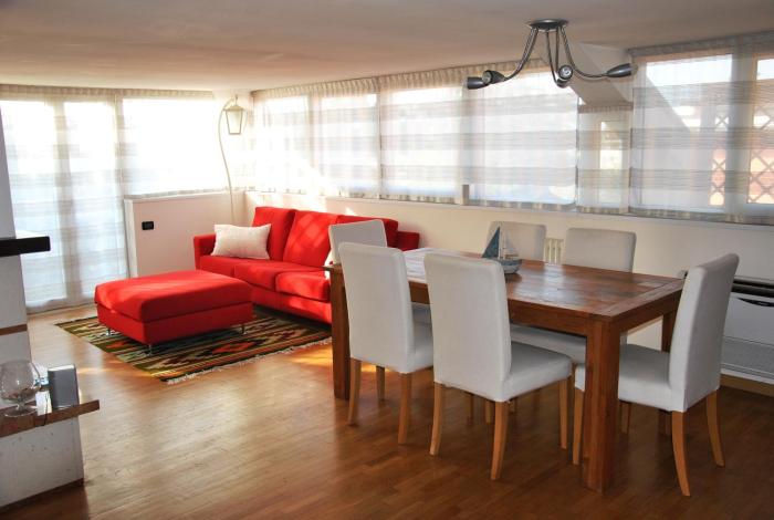 La Mansarda più bella e luminosa vicino al centro!